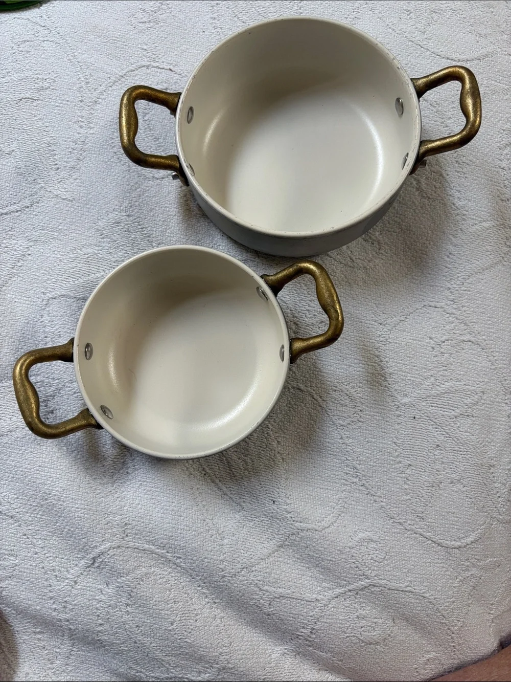 Set of 2 paderno world cuisine Mini Pots with Gold Handles